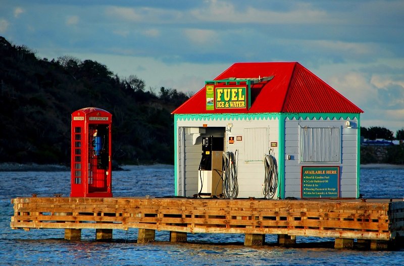 marina_cay_fuel_dock marina_cay_fuel_dock