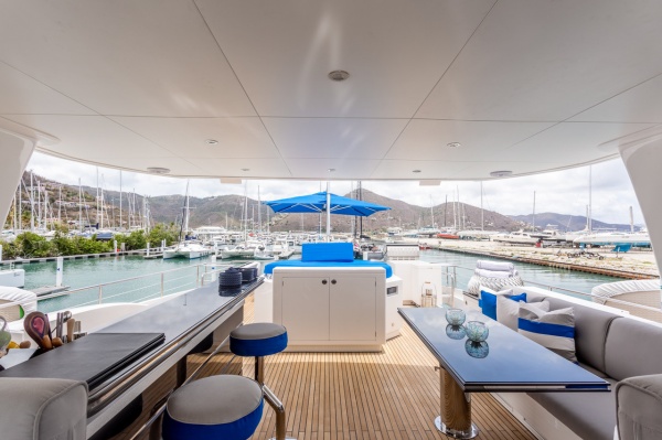 motoryacht_angeleys_flybridge-1 motoryacht_angeleys_flybridge-1