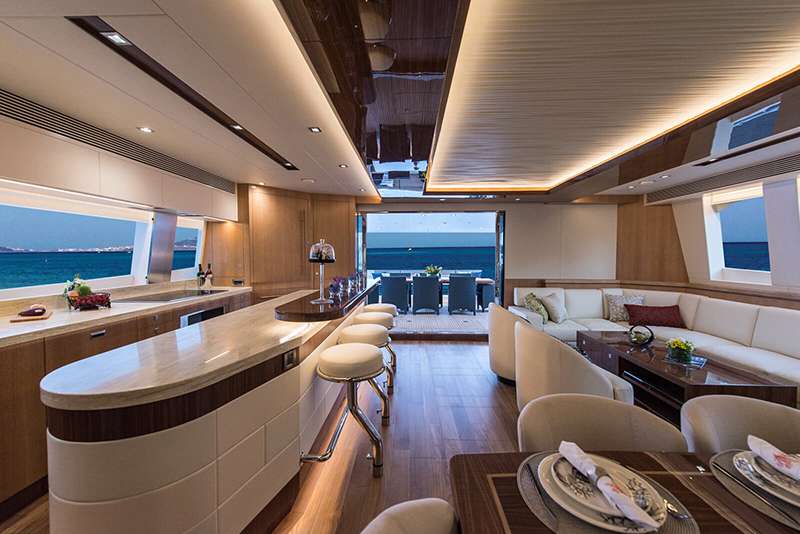 power_catamaran_seaglass_salon power_catamaran_seaglass_salon