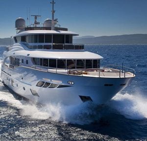 Motor yacht GATSBY cruising at speed on the Mediterranean Sea