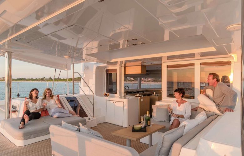 Catamaran_Liquid_Zen_cockpit2 Catamaran_Liquid_Zen_cockpit2