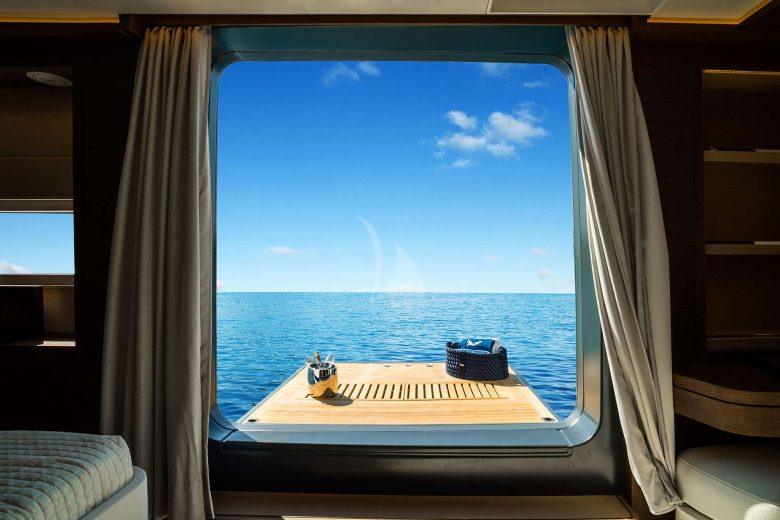 Catamaran_Mariah_Princess_III_stateroom_deck Master Cabin Private Balcony