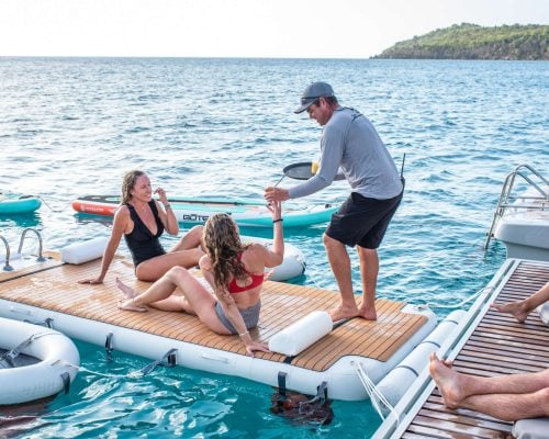 Power_Catamaran_C’est_la_Vie_cya3 Power_Catamaran_C'est_la_Vie_cya3