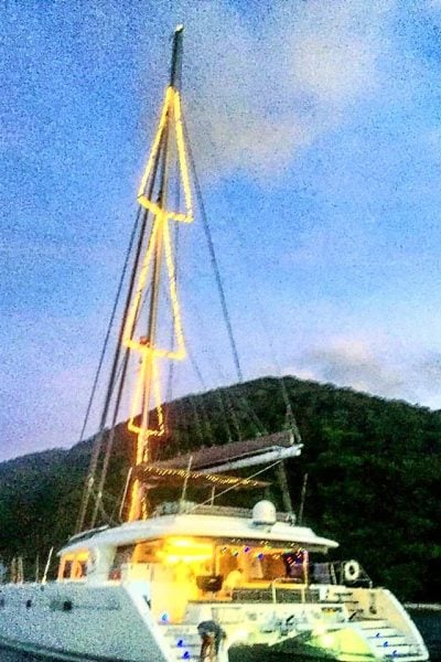 a2-christmas-mast-photo a2-christmas-mast-photo