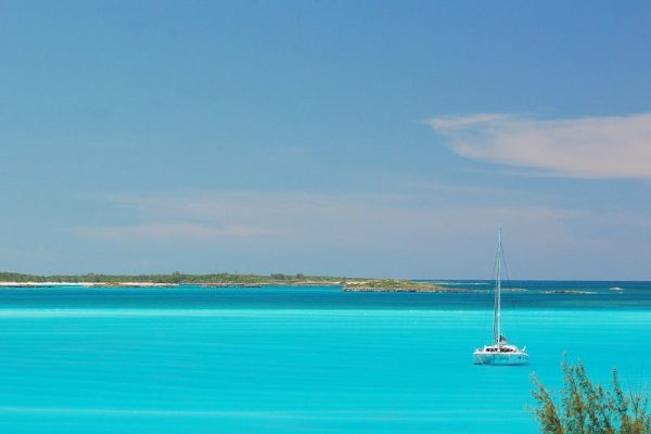 bahamas-catamaran