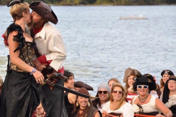 ben_rachel_pirate_wedding ben_rachel_pirate_wedding