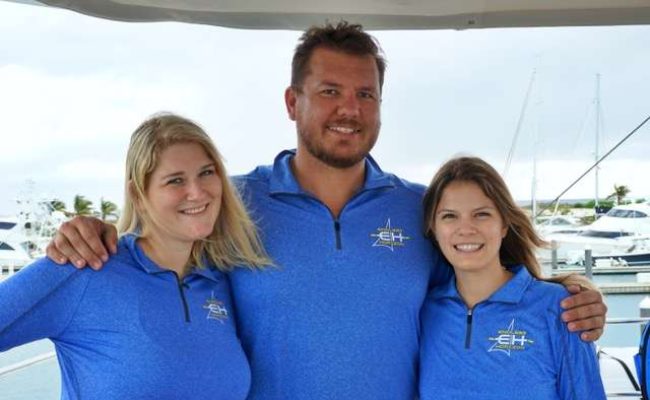 catamaran_endless_horizon_crew catamaran_endless_horizon_crew