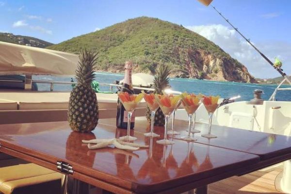 catamaran_euphoria_cocktails catamaran_euphoria_cocktails
