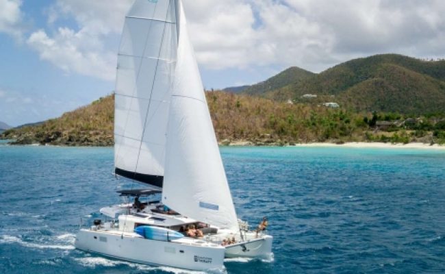 catamaran_flotation_therapy_featured-1 catamaran_flotation_therapy_featured-1