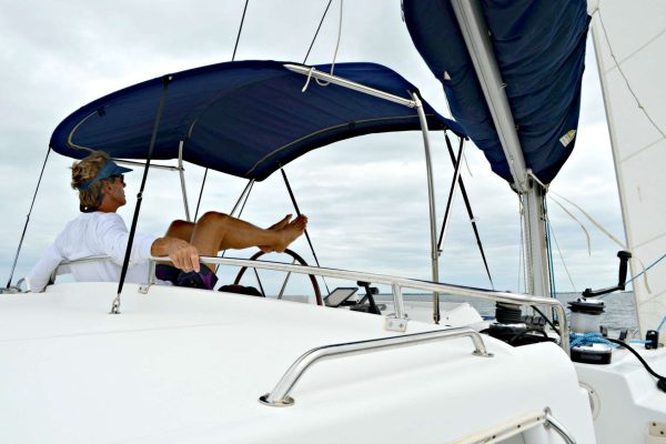 catamaran_island_girl_flybridge catamaran_island_girl_flybridge