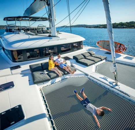 catamaran_lady_fiona_foredeck catamaran_lady_fiona_foredeck