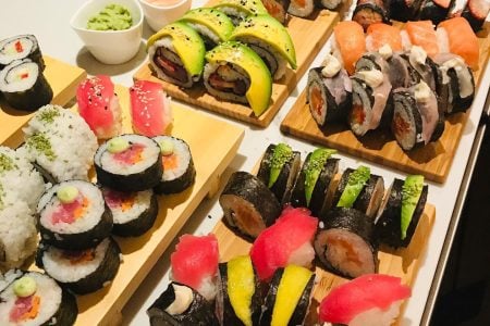 catamaran_mucho_gusto_sushi