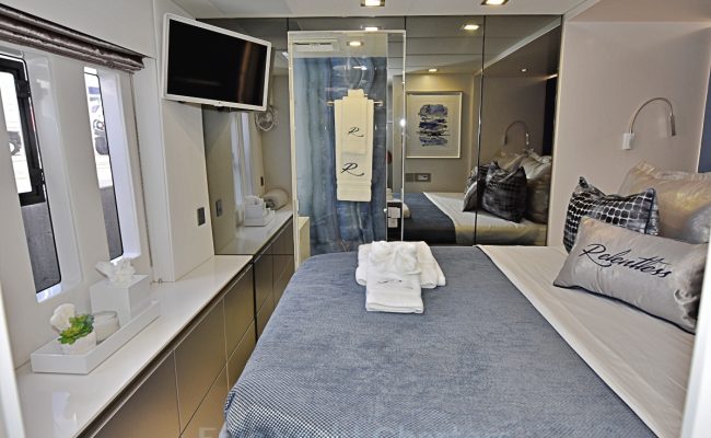 catamaran_relentless_guest_suite3 catamaran_relentless_guest_suite3
