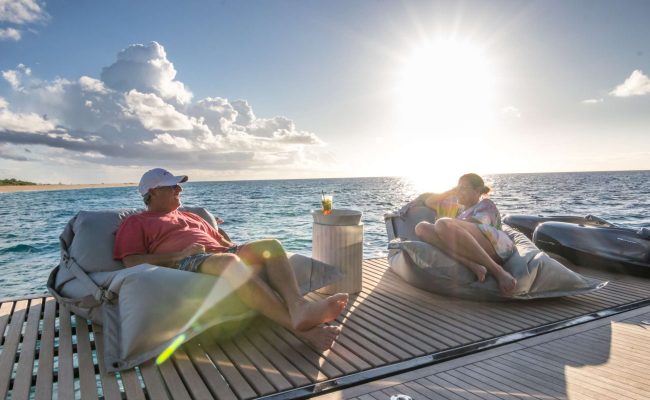 catamaran_relentless_relax catamaran_relentless_relax