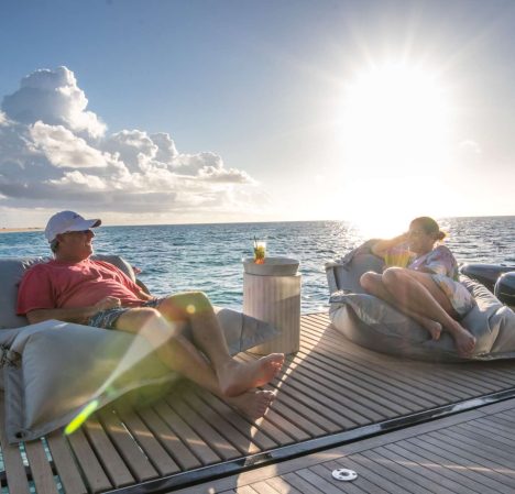 catamaran_relentless_relax catamaran_relentless_relax