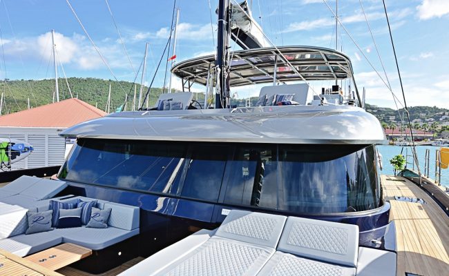 catamaran_relentless_upperdeck catamaran_relentless_upperdeck