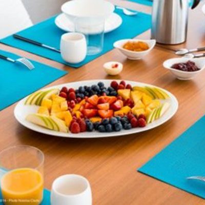 catamaran_split_second_breakfast catamaran_split_second_breakfast