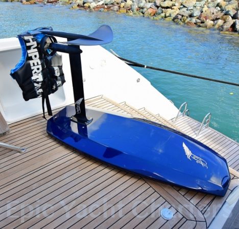 catamaran_twin_flame_surf_wing catamaran_twin_flame_surf_wing