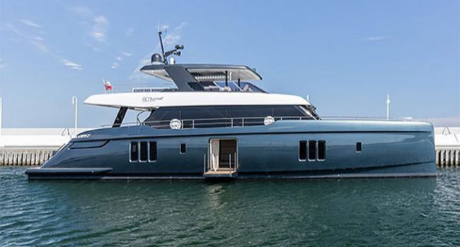 great_white_catamaran great_white_catamaran