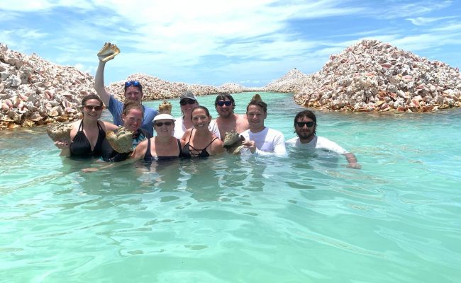 guests_with_conch_island4 guests_with_conch_island4