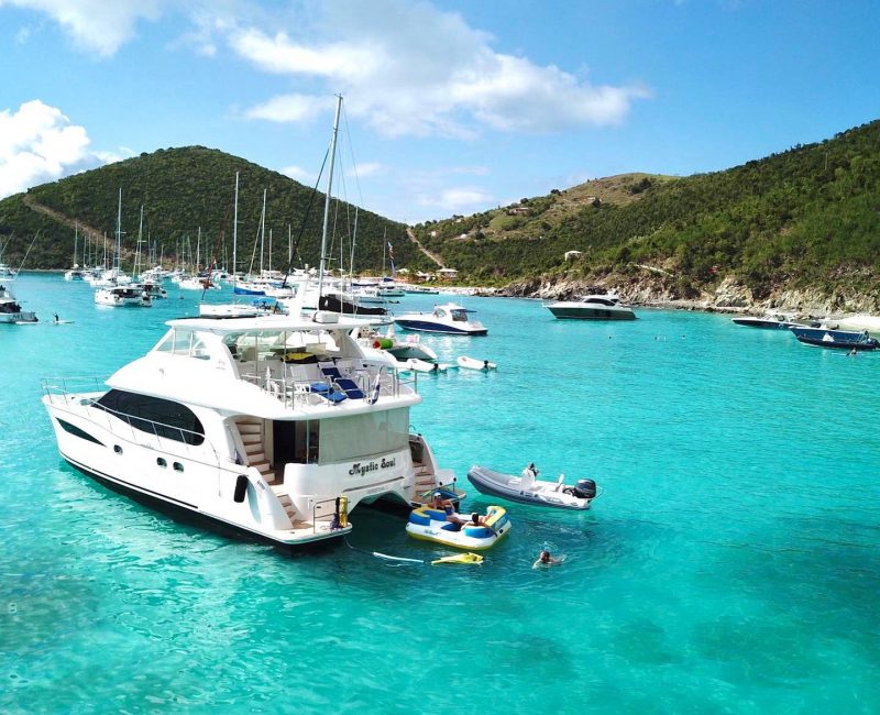 power_catamaran_mystic_soul_white_bay power_catamaran_mystic_soul_white_bay
