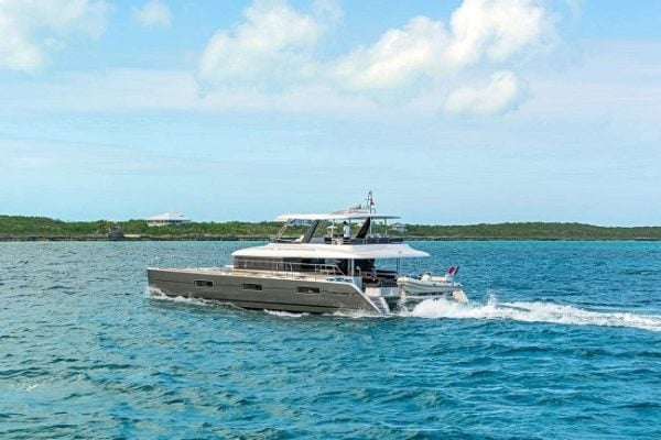 power_catamaran_ultra_underway power_catamaran_ultra_underway