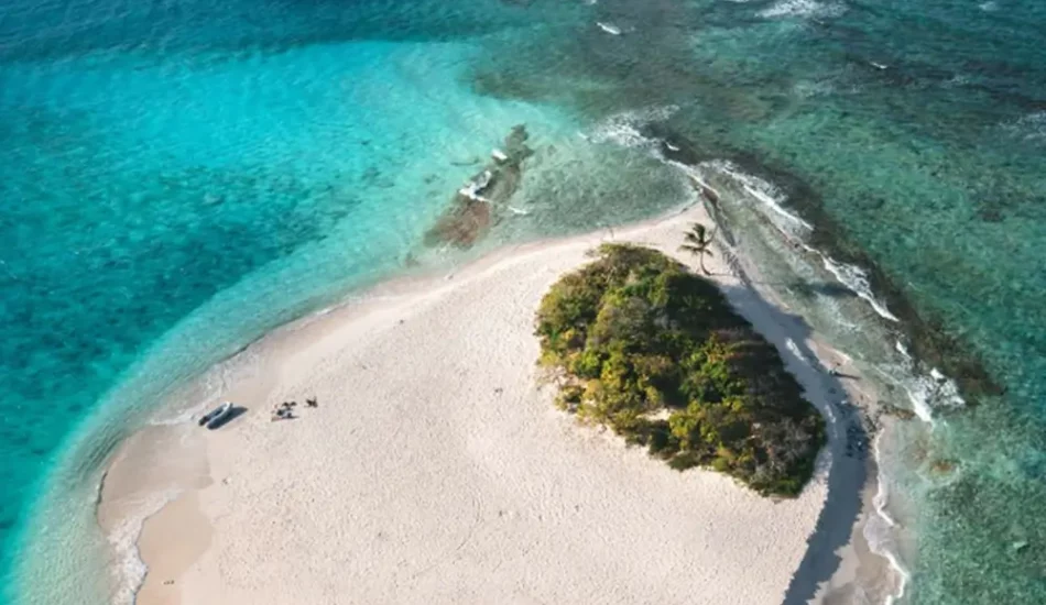 All-inclusive super yacht British Virgin Islands Sandy Cay All-inclusive super yacht British Virgin Islands Sandy Cay