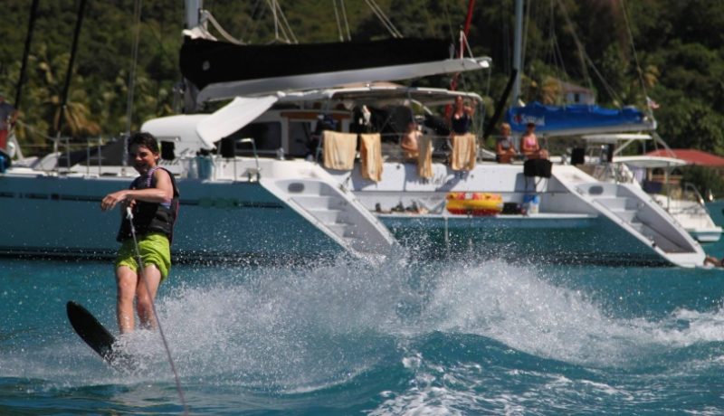 waterskiing-with-yacht waterskiing-with-yacht